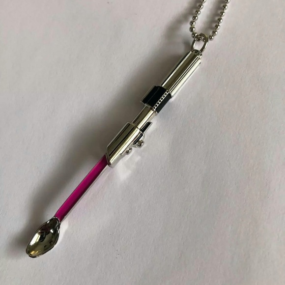 Mini spoon necklace Star Wars inspired Light Saber small tiny spoon pendant pink - Picture 2 of 3